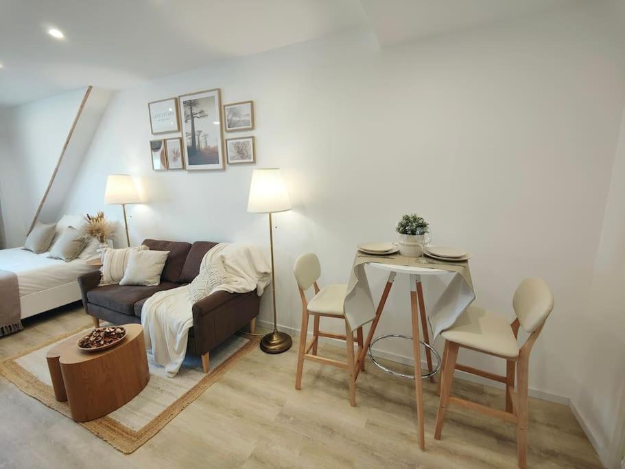 Doris 2 Apartment Chateaudun Bagian luar foto